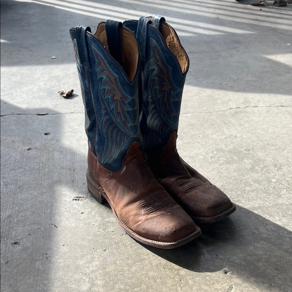 Women’s Ariat size 9 boots